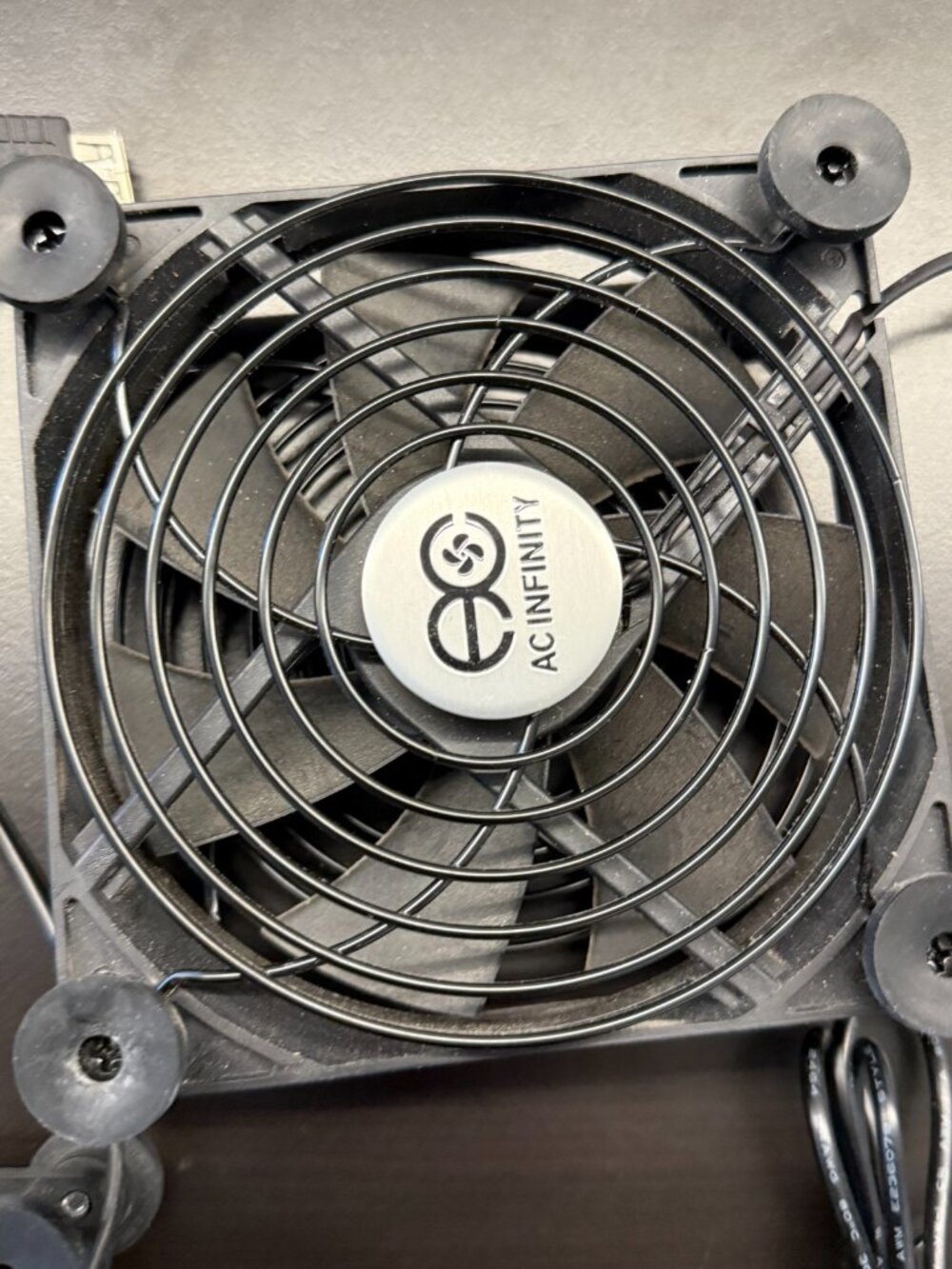AC Infinity Cooling Fans (3 ) Multifans USB Connection - Picture 5 of 12